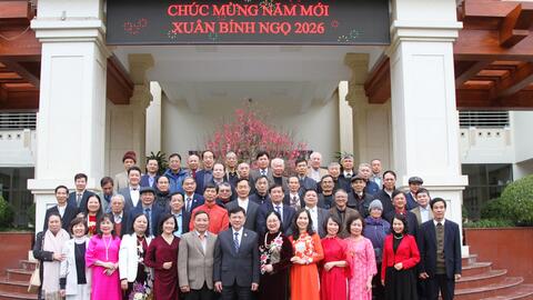 Gặp mặt cán bộ hưu trí Khối cơ quan Đại học Thái Nguyên nhân dịp Xuân Bính Ngọ 2026