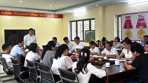 Giám đốc Đại học Thái Nguyên làm việc, đối thoại với viên chức, người lao động Phân hiệu Đại học Thái Nguyên tại Hà Giang