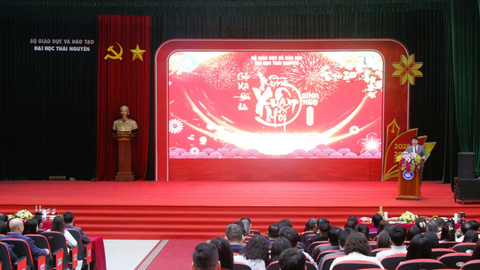 Thai Nguyen University Holds a Formal Lunar New Year Gathering for the Year of the Horse 2026