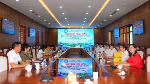 Thai Nguyen University Promotes Student Exchange and Educational Cooperation with Wenshan University