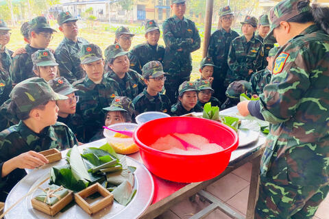 'Chúng em học làm chiến sĩ' nuôi dưỡng tinh thần yêu nước, nhân cách thế hệ trẻ