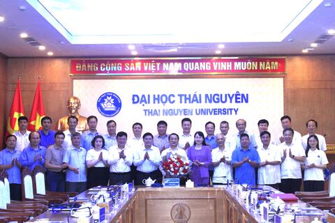 Hội đồng Đại học Thái Nguyên họp phiên thứ 17, nhiệm kỳ 2022-2027