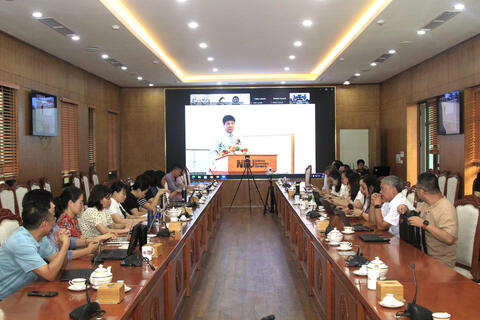 Hội nghị tập huấn trực tuyến về tự đánh giá và đánh giá ngoài chương trình đào tạo theo Thông tư mới
