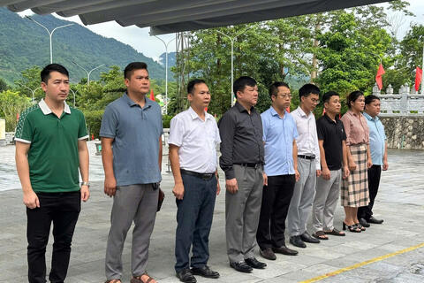 Dâng hương kỷ niệm 78 năm Ngày Thương binh – Liệt sĩ (27/7/1947 – 27/7/2025) và hành trình tình nguyện về địa chỉ đỏ