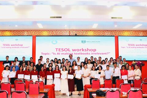 Thảo luận chuyên đề Giảng dạy tiếng Anh (TESOL) tại Đại học Thái Nguyên