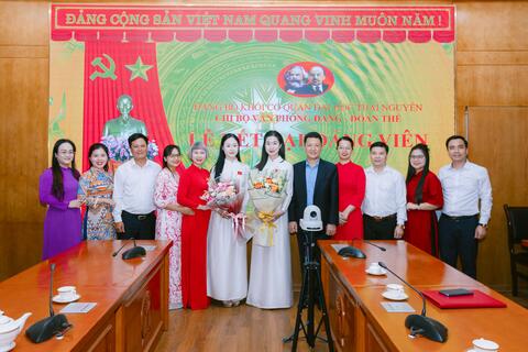 Tuổi trẻ Đại học Thái Nguyên tiếp nối truyền thống, vững bước dưới cờ Đảng