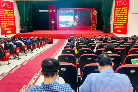 Đại học Thái Nguyên tham dự Khoá bồi dưỡng kiến thức lý luận chính trị năm 2025