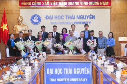 Công đoàn Đại học Thái Nguyên gặp mặt tri ân các thế hệ cán bộ Công đoàn