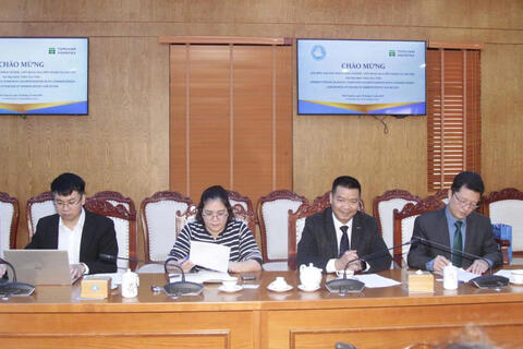 Tomsk Polytechnic University (Russian Federation) Conducts an Official Working Visit to Thai Nguyen University