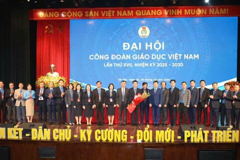 Đoàn đại biểu Công đoàn Đại học Thái Nguyên dự Đại hội Công đoàn Giáo dục Việt Nam lần thứ XVII, nhiệm kỳ 2025-2030