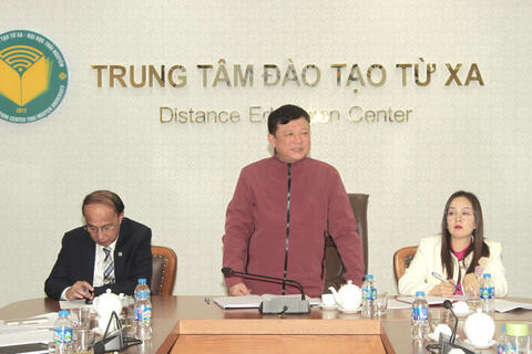 Trung tâm Đào tạo từ xa tổ chức Hội nghị Cán bộ, viên chức và người lao động năm 2025