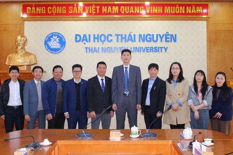 Đại học Thái Nguyên làm việc với Đoàn công tác của Đại học Quốc gia Gyeongsang (GNU), Hàn Quốc