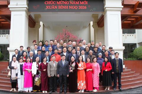 Gặp mặt cán bộ hưu trí Khối cơ quan Đại học Thái Nguyên nhân dịp Xuân Bính Ngọ 2026