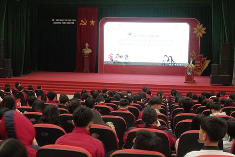 Trung tâm Ươm tạo - Khởi nghiệp và Cung ứng nhân lực tổ chức chương trình tham quan và trải nghiệm cho học sinh Trường THPT Bắc Sơn (Lạng Sơn)