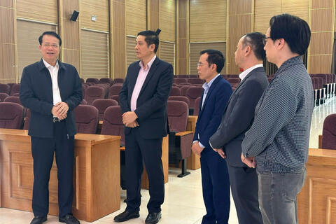 Kiểm tra công tác chuẩn bị bầu cử tại Trường Đại học Khoa học - Đại học Thái Nguyên