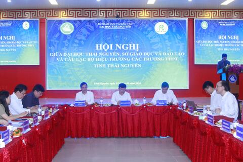 Hội nghị giữa Đại học Thái Nguyên, Sở Giáo dục và Đào tạo và Câu lạc bộ Hiệu trưởng các trường THPT tỉnh Thái Nguyên