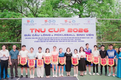 Opening Ceremony of the 2026 Thai Nguyen University Student Badminton and Pickleball Tournament
