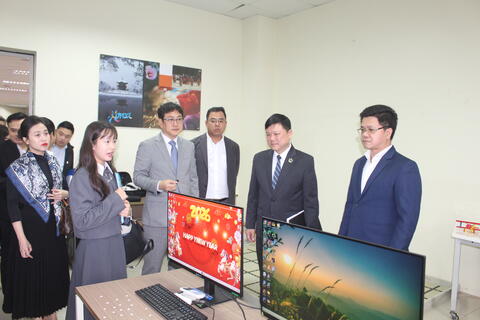 Đại học Thái Nguyên đẩy mạnh chuyển đổi số, xây dựng nền tảng đại học thông minh