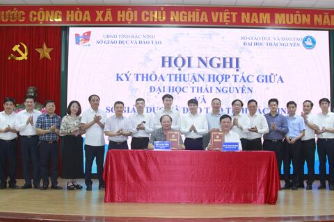 Đại học Thái Nguyên và Sở Giáo dục và Đào tạo tỉnh Bắc Ninh ký kết Thoả thuận hợp tác toàn diện