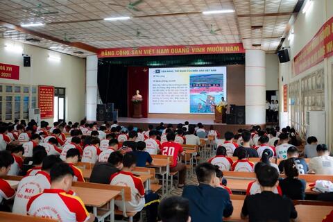 Nâng cao nhận thức về chủ quyền biển, đảo cho sinh viên