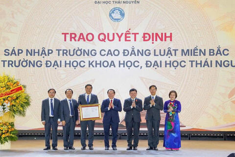 Announcement of the Prime Minister’s Decision on the Merger of the Northern College of Law into the University of Sciences, Thai Nguyen University, and Personnel Appointments of Thai Nguyen University