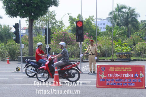 Tập huấn cho đội ngũ cán bộ, giảng viên cốt cán triển khai “Chiến dịch đào tạo kỹ năng lái xe mô tô, xe gắn máy an toàn trong ĐHTN năm 2026”