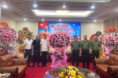 Đại học Thái Nguyên chúc mừng Công an tỉnh Thái Nguyên nhân Ngày truyền thống Công an nhân dân