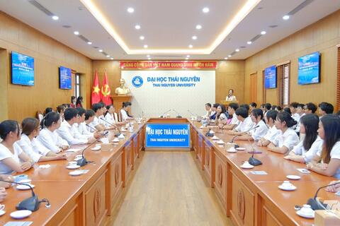 Trường Ngoại ngữ, Đại học Thái Nguyên đón 46 lưu học sinh Trung Quốc tham gia chương trình trao đổi học tập