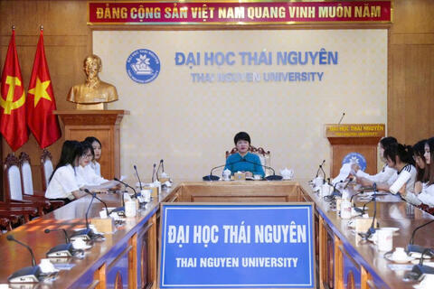 FEMMA Center Concludes Internship Program for Students from Wenshan University (China)