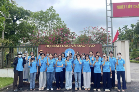 Thai Nguyen University Youth Launch “Green Sunday” Campaign