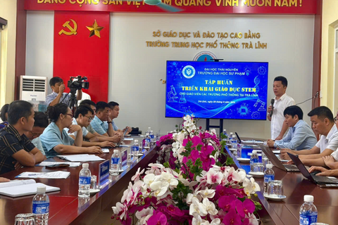 Thai Nguyen University Joins Hands to Promote STEM/STEAM Education in Tra Linh, Cao Bang