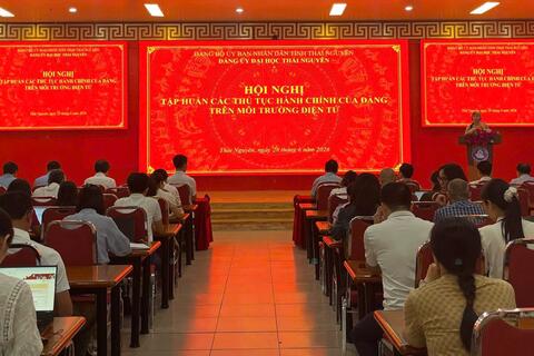 Đảng bộ Đại học Thái Nguyên tổ chức tập huấn triển khai 04 thủ tục hành chính của Đảng trên môi trường điện tử