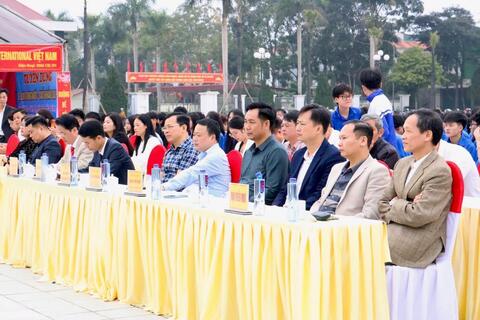 Phân hiệu ĐHTN tại Hà Giang tham gia tư vấn, định hướng nghề nghiệp tại Phiên giao dịch việc làm xã Vị Xuyên