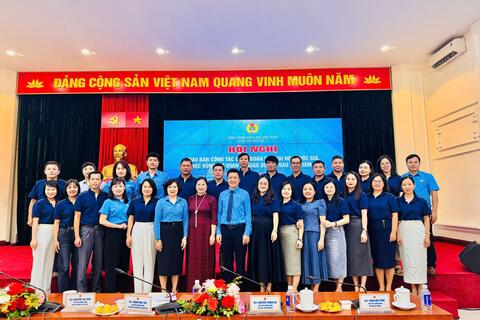 Tham gia Hội nghị giao ban cán bộ công đoàn các Đại học Quốc gia, Đại học Vùng, Cơ quan Bộ Giáo dục & Đào tạo