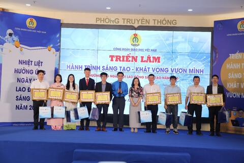 Công đoàn Đại học Thái Nguyên tham gia các hoạt động hưởng ứng Chương trình triển khai thực hiện Nghị quyết 57-NQ/TW ngày 22/12/2024 của Bộ Chính trị