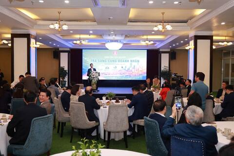 Giám đốc Đại học Thái Nguyên dự Chương trình “Trà sáng cùng doanh nhân”